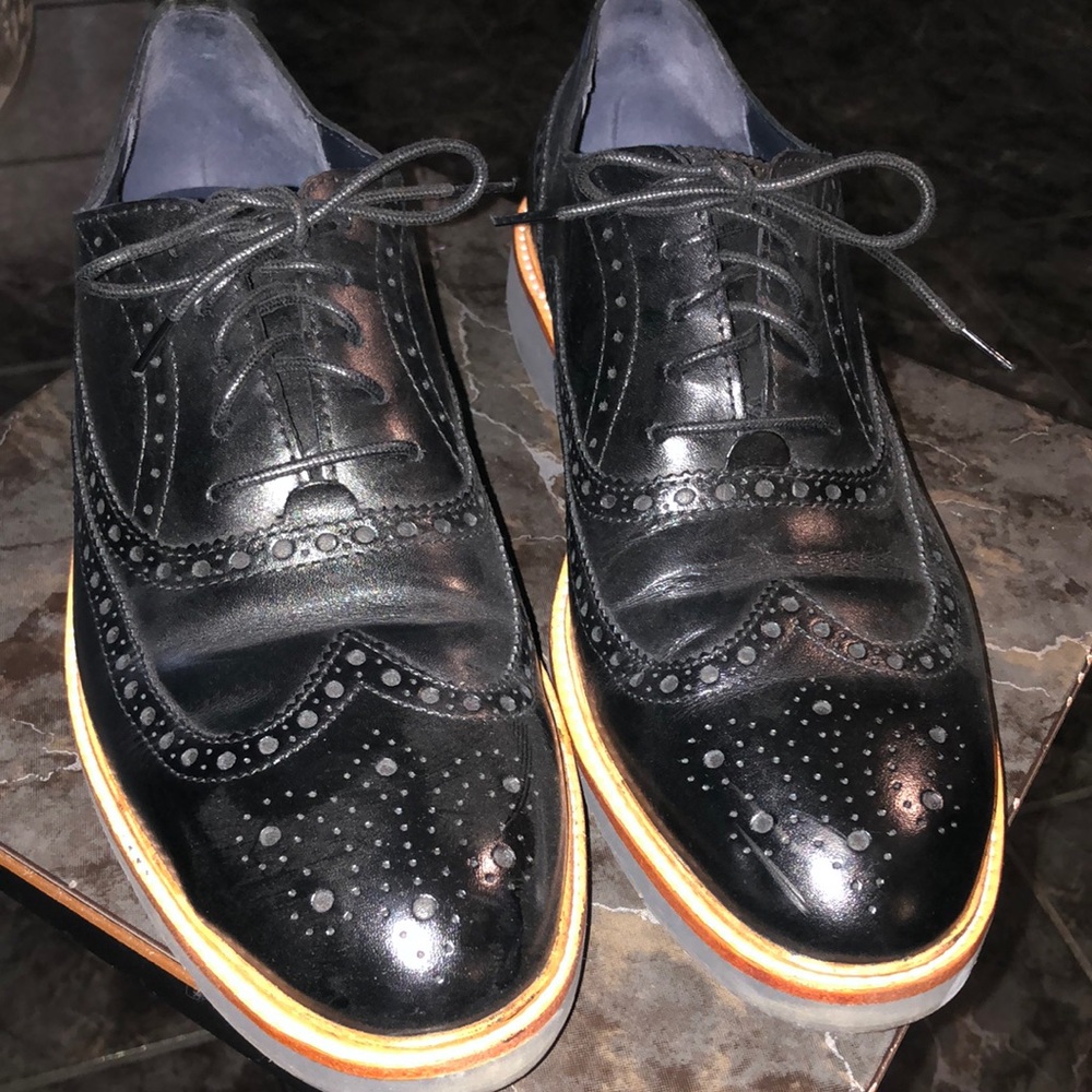 Cole Haan Black Wingtip Oxfords with Tan Trim